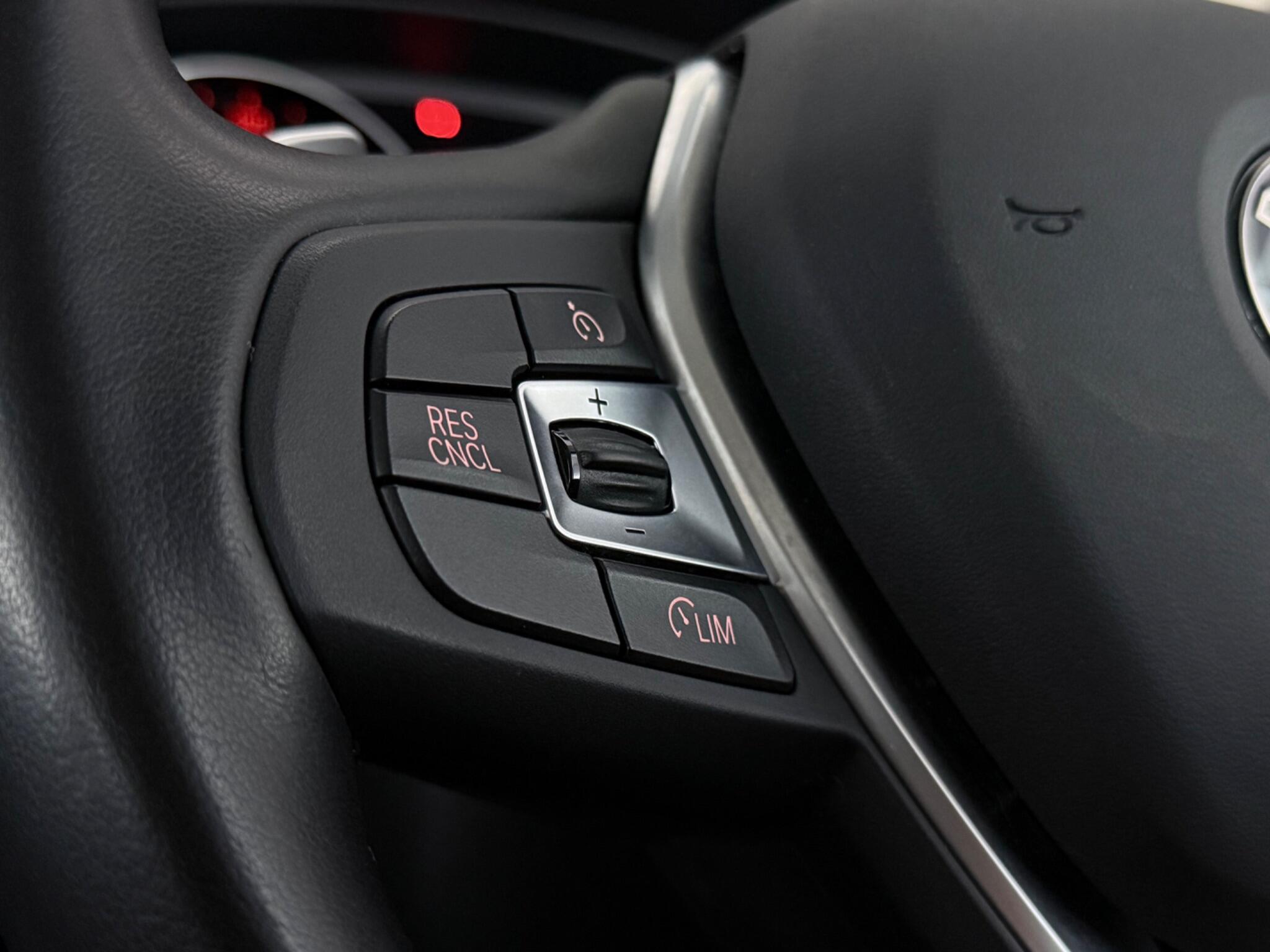 BMW X3 view 14
