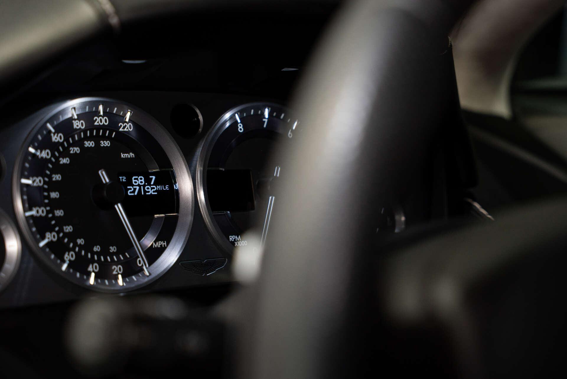 Aston Martin Vantage view 14