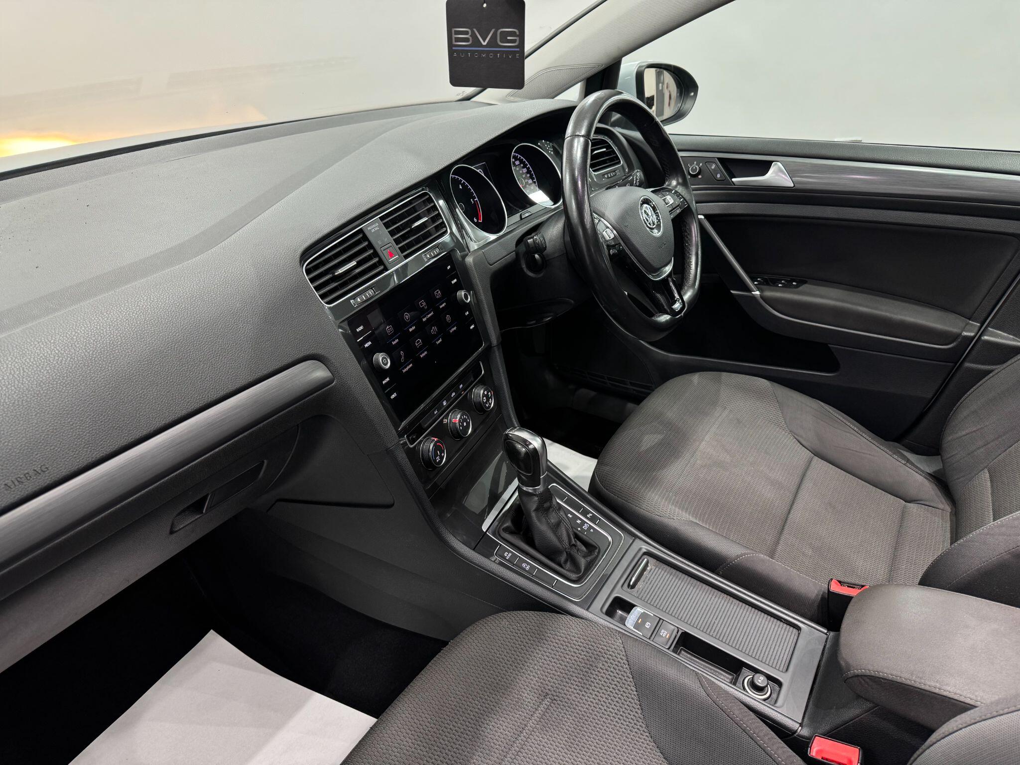 Volkswagen Golf view 55