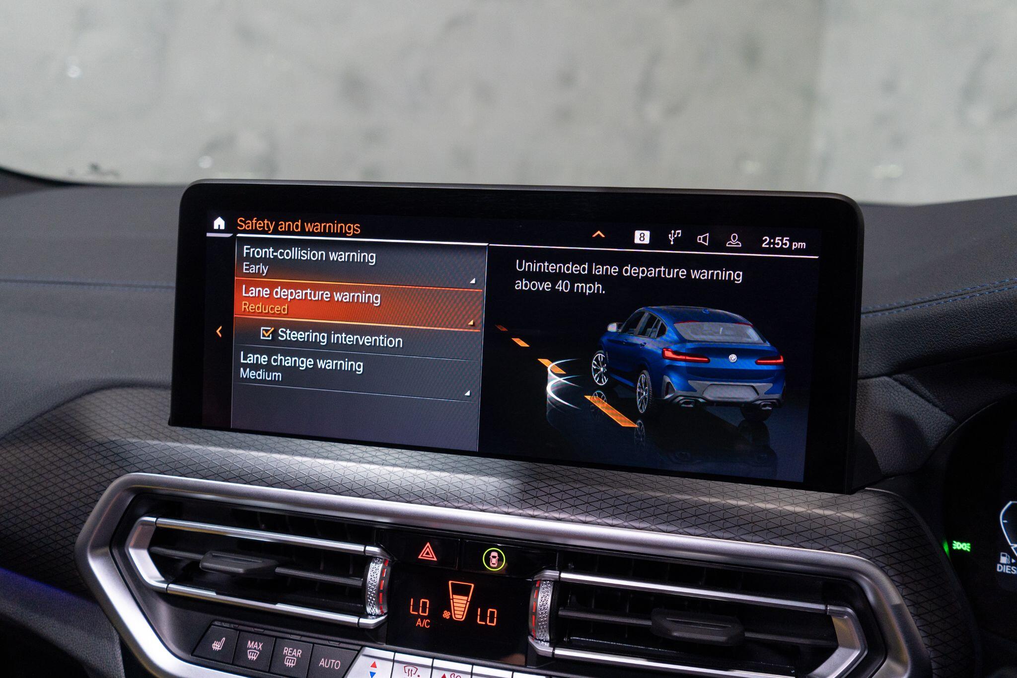 BMW X4 view 22