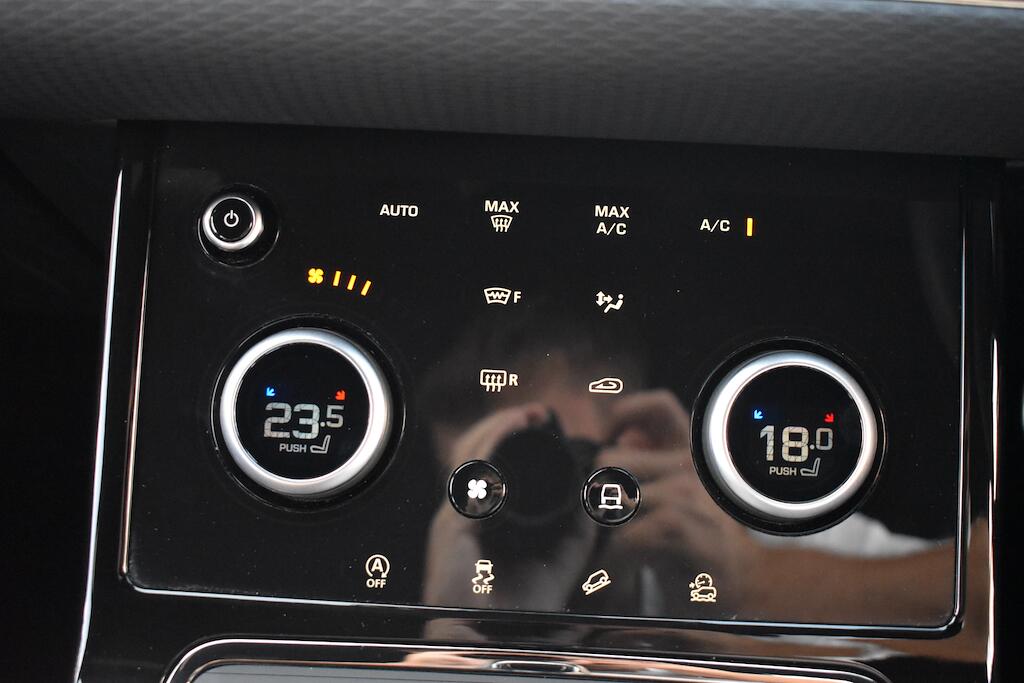 Land Rover Range Rover Evoque view 68