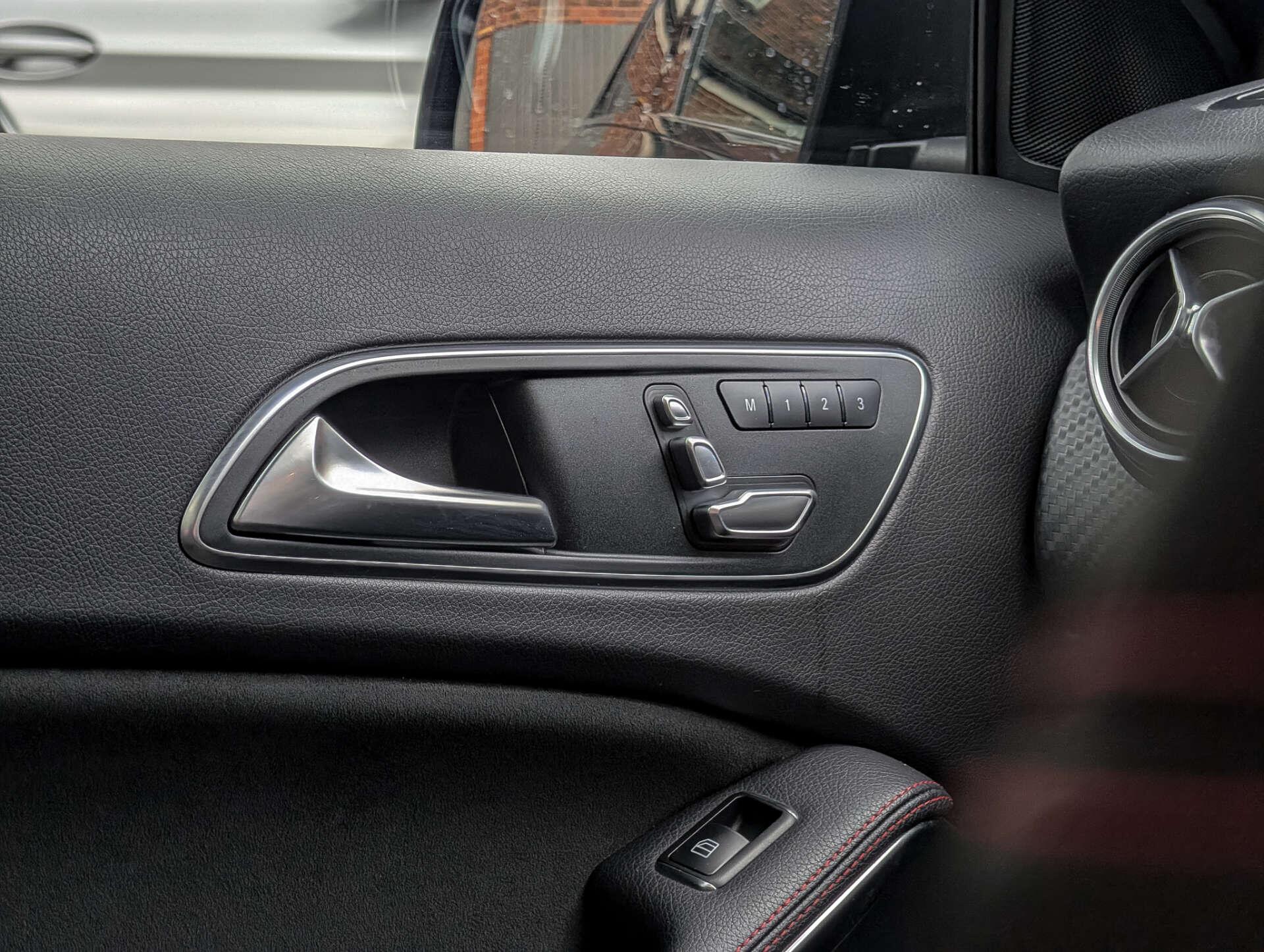 Mercedes-Benz A-Class view 40