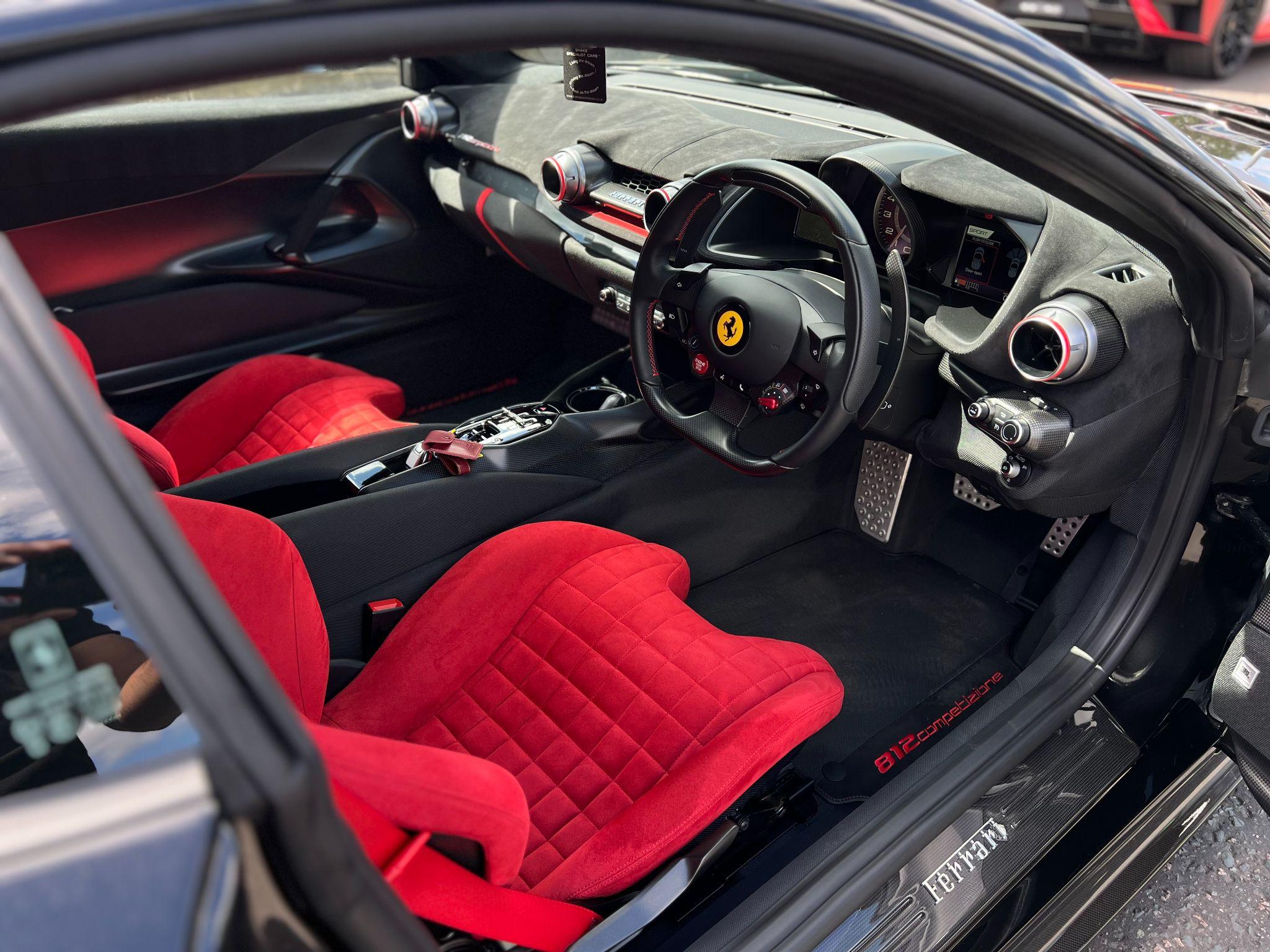Ferrari 812 view 19