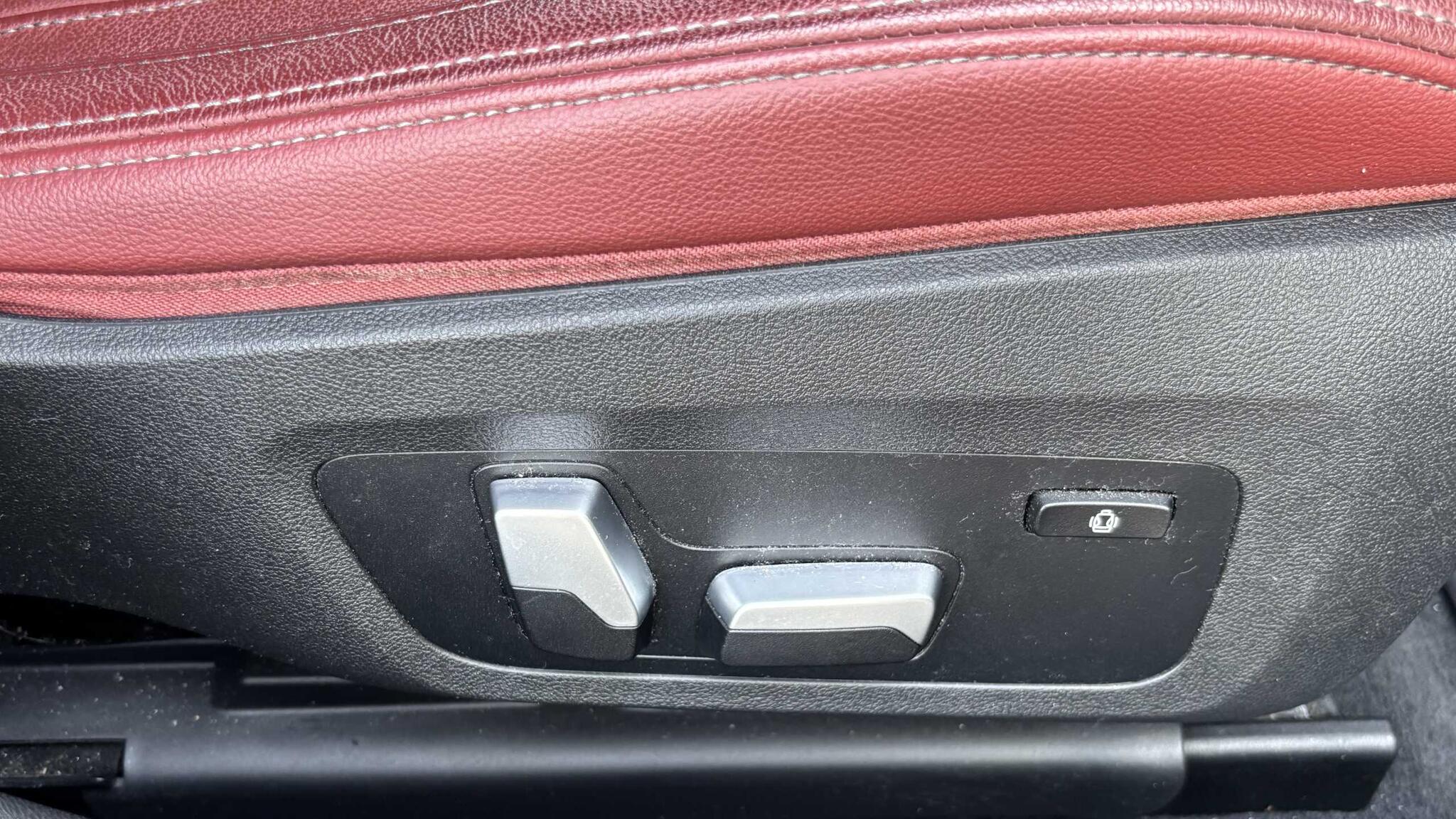 BMW i4 view 26