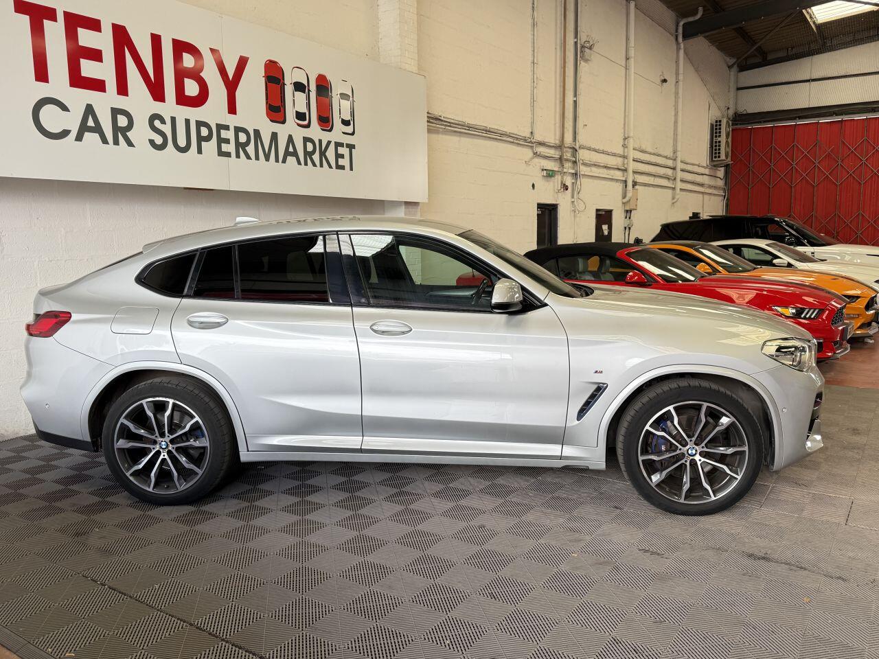 BMW X4 view 11