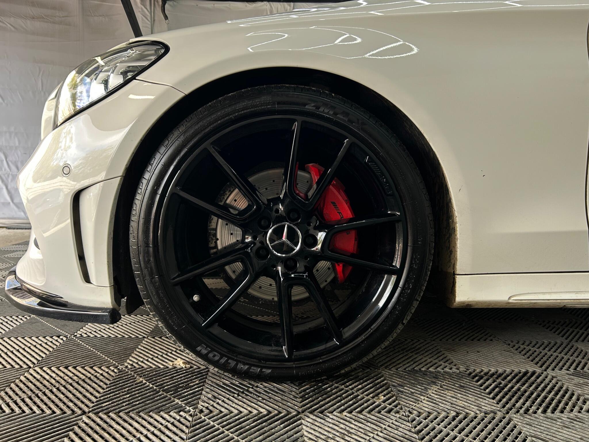 Mercedes-Benz C-Class view 34