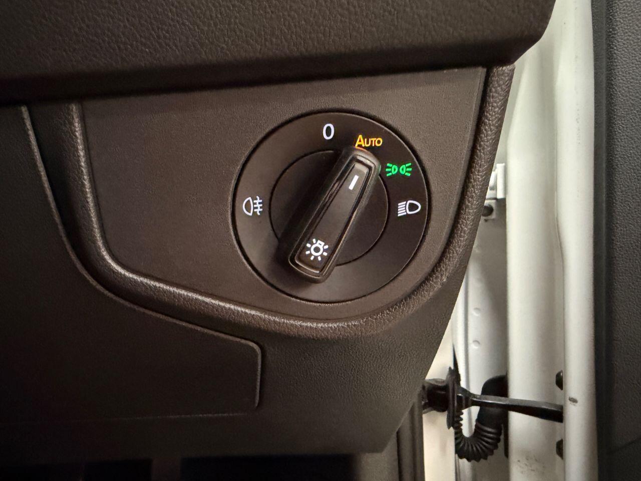 Volkswagen Polo view 33