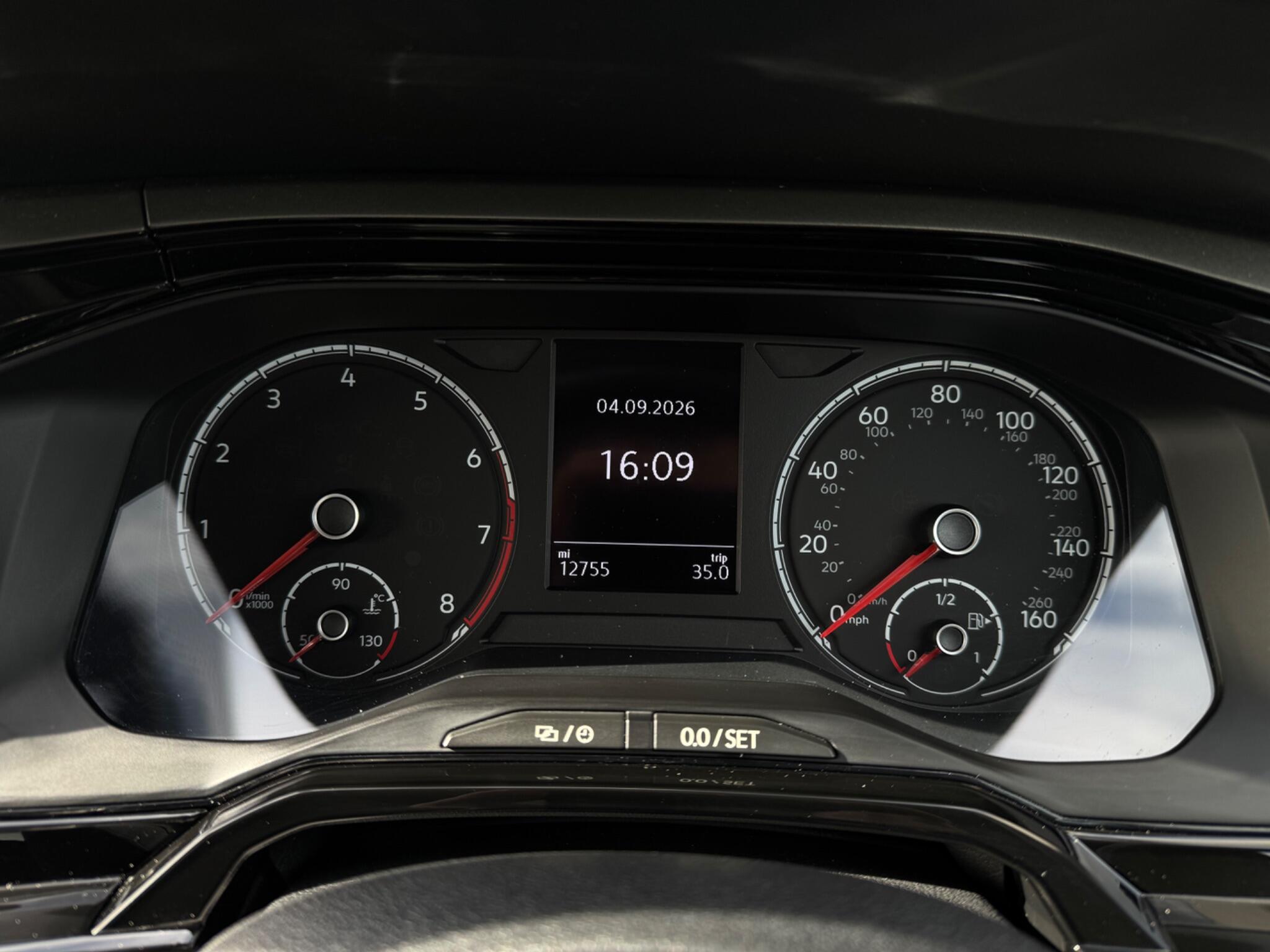 Volkswagen Polo view 19