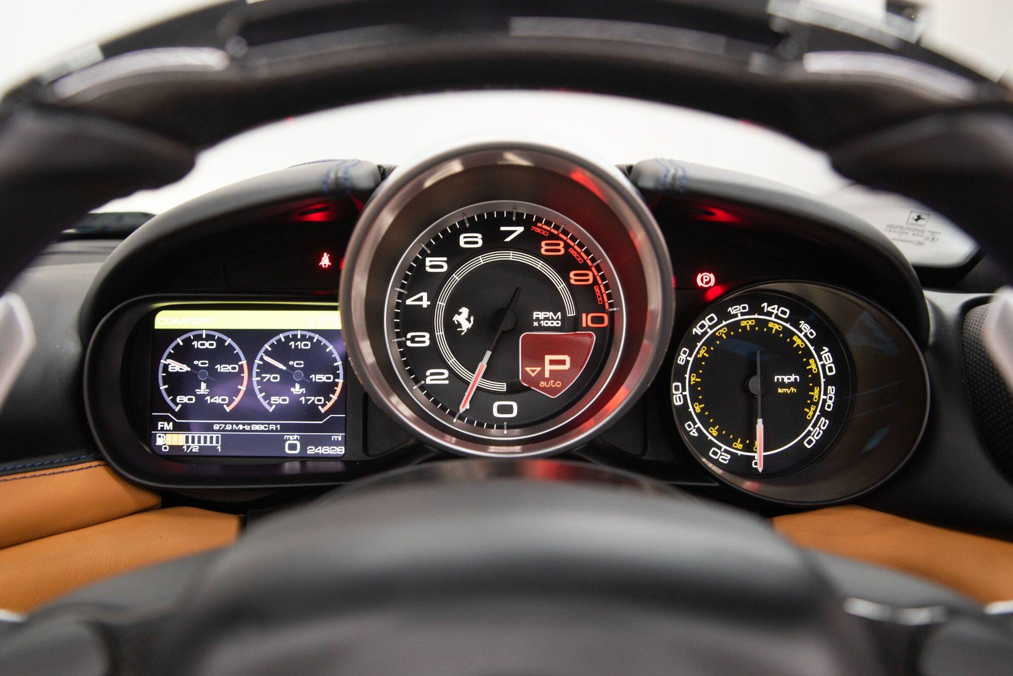 Ferrari California view 30