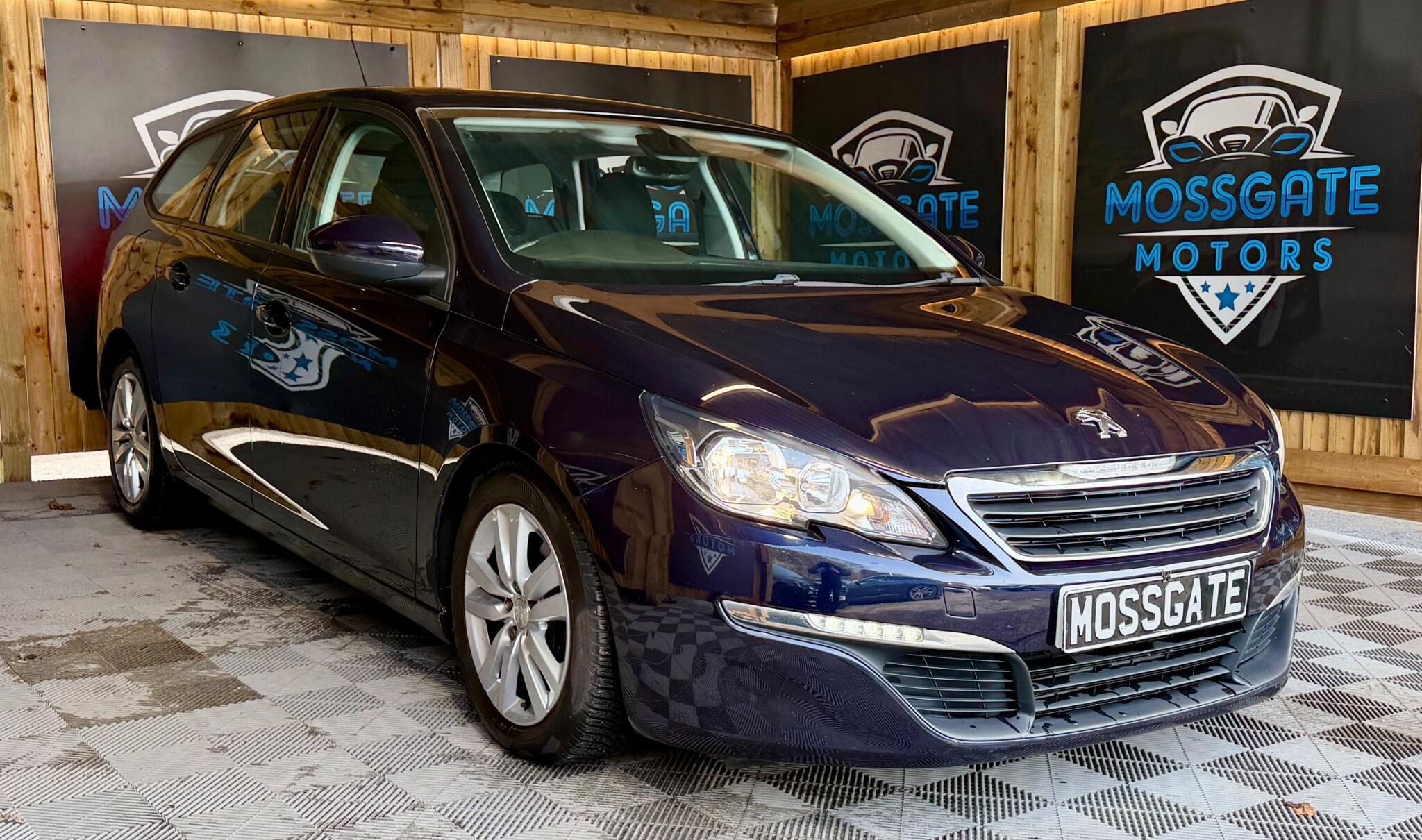 Peugeot 308 SW view 4