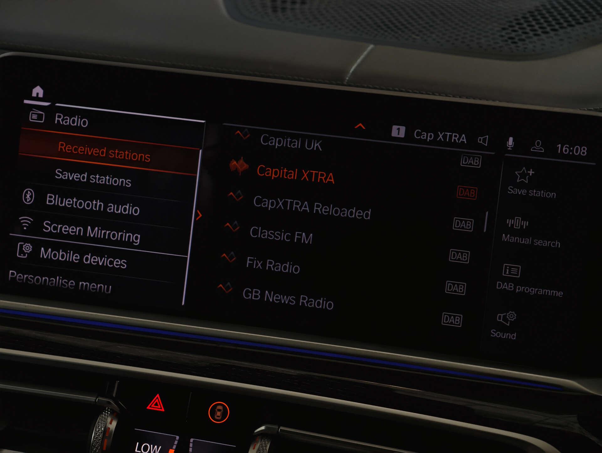 BMW X7 view 56