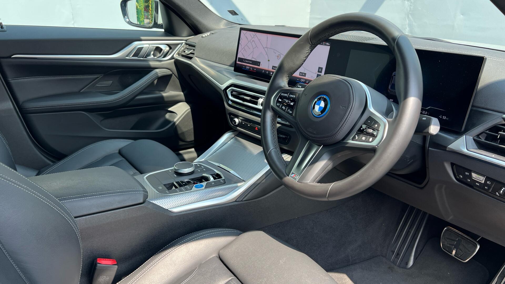 BMW I4 view 6