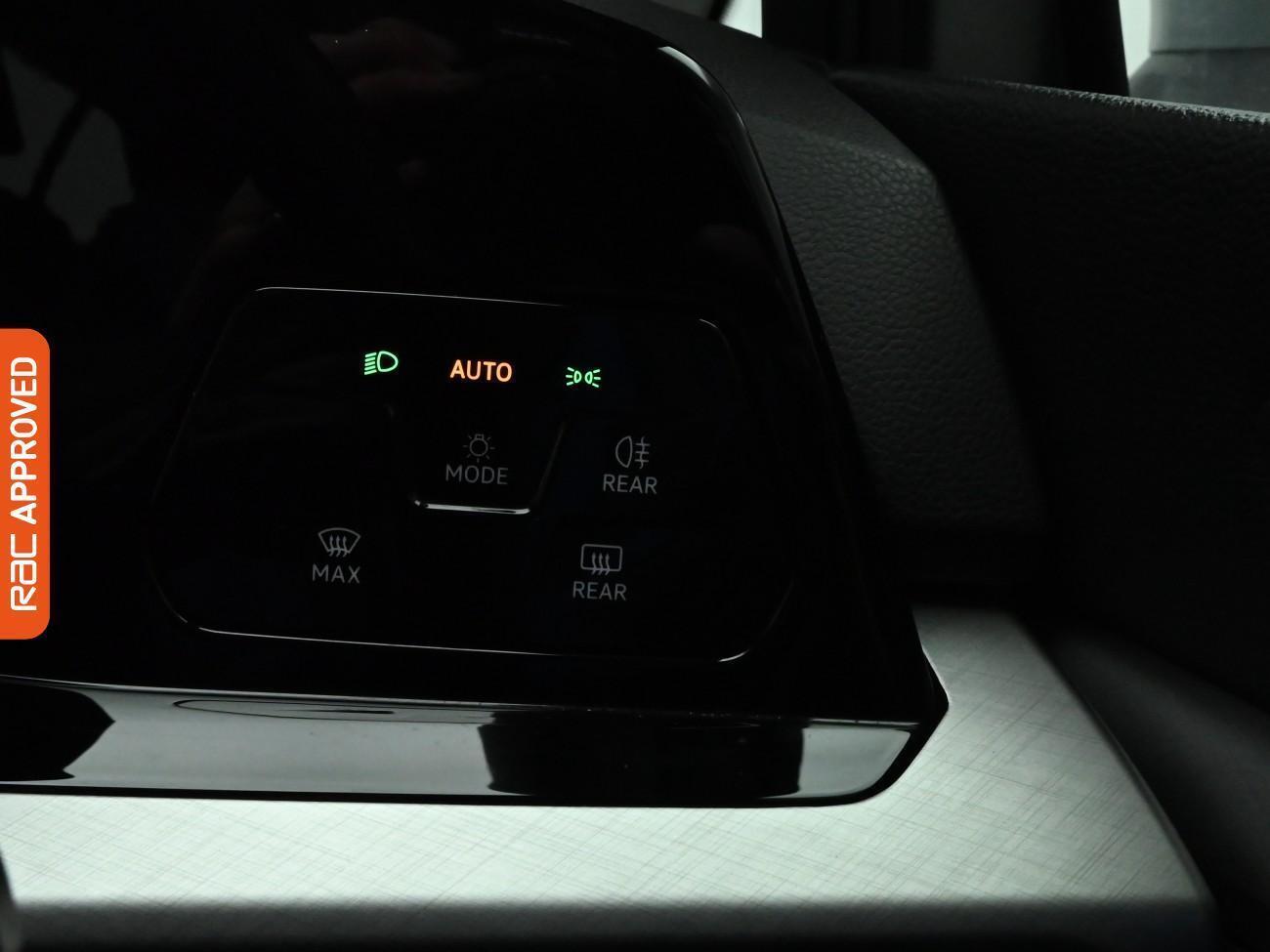 Volkswagen Golf view 15