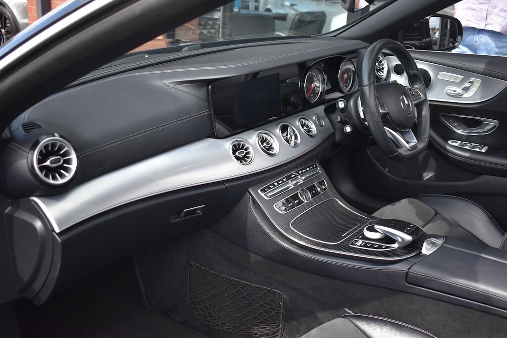 Mercedes-Benz E Class view 39
