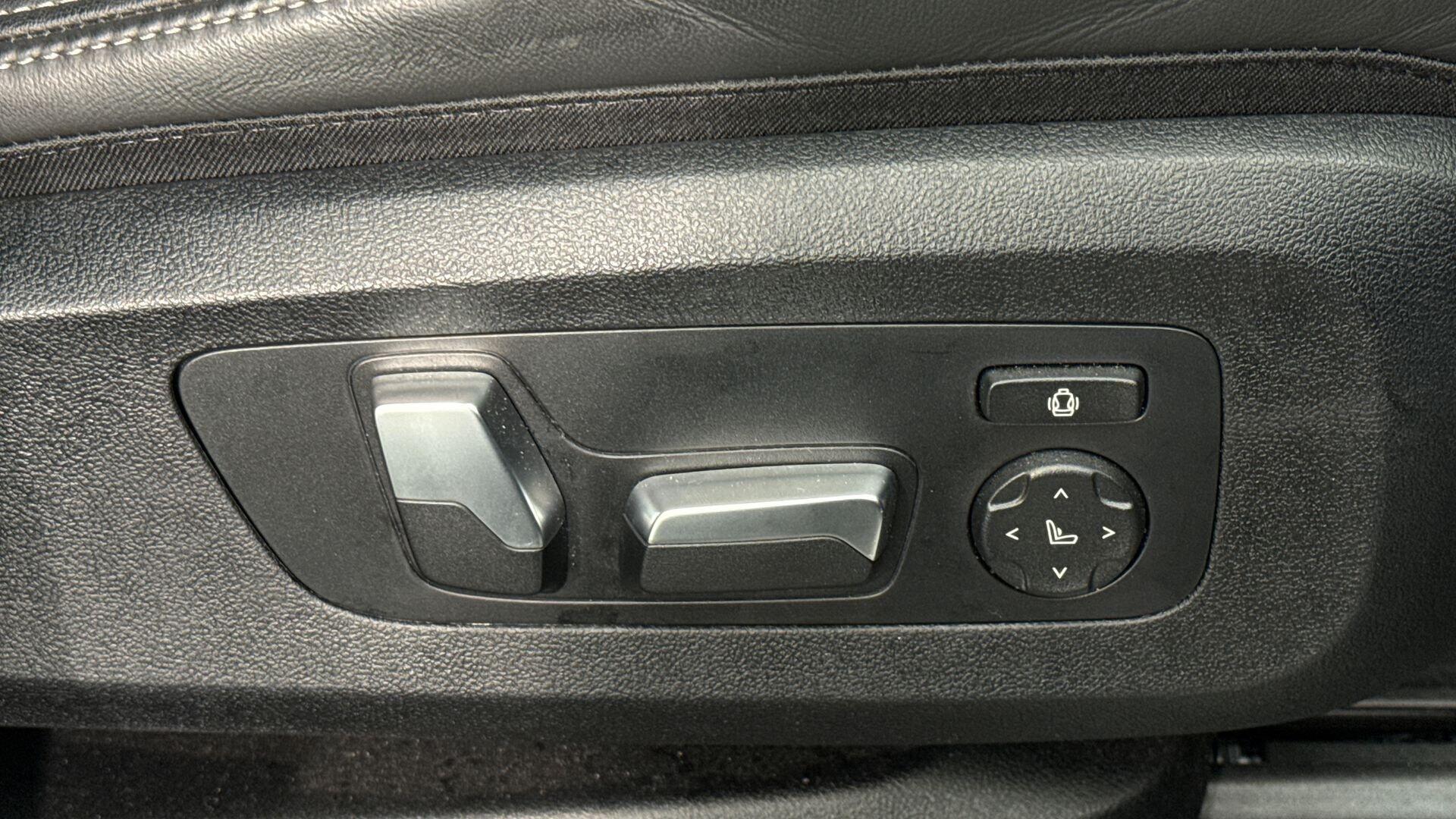 BMW X5 view 33