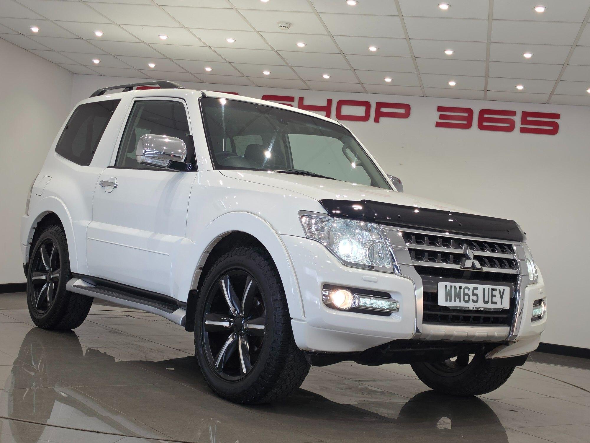 Mitsubishi Shogun view 9