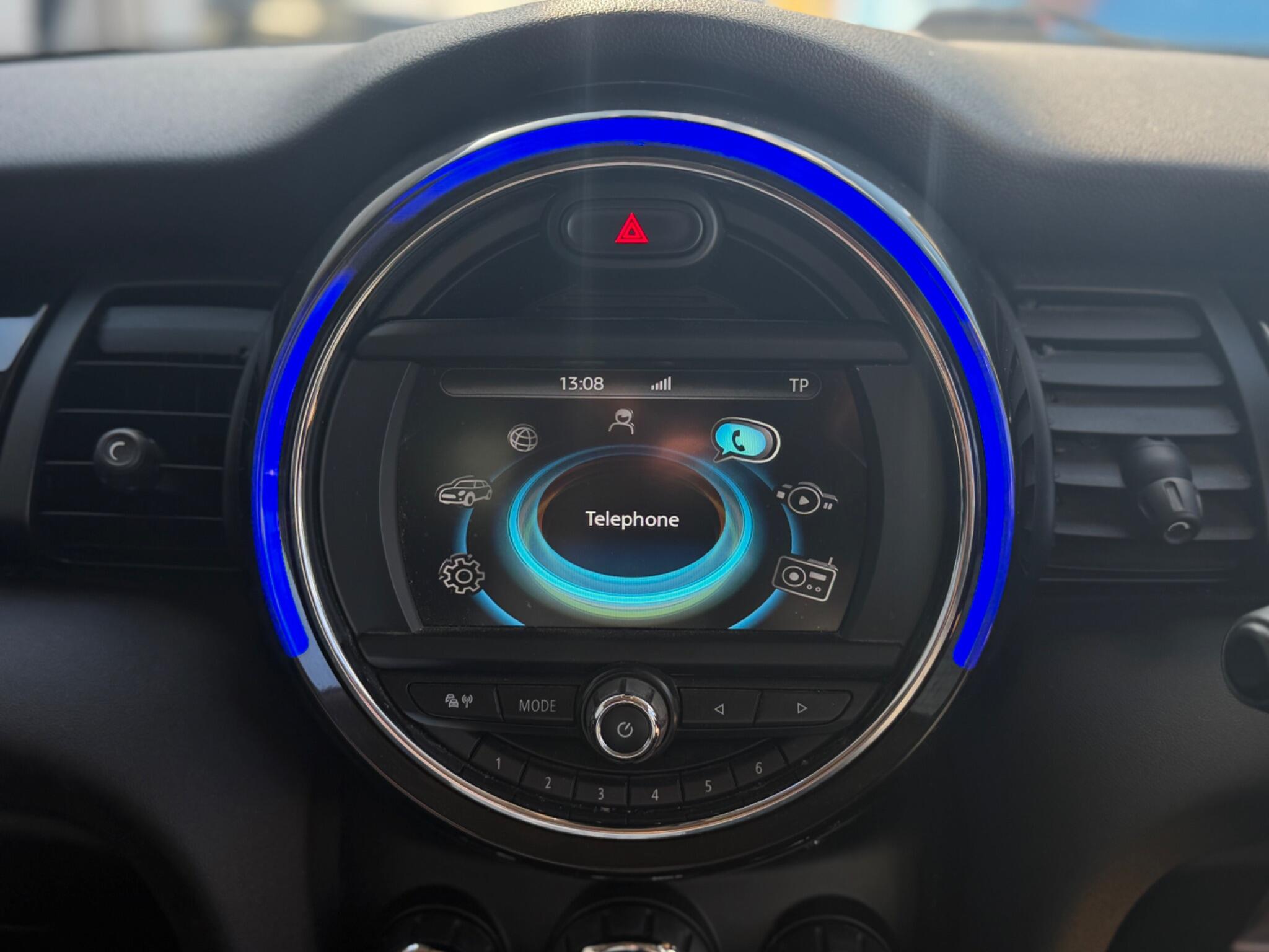 MINI Hatch view 14