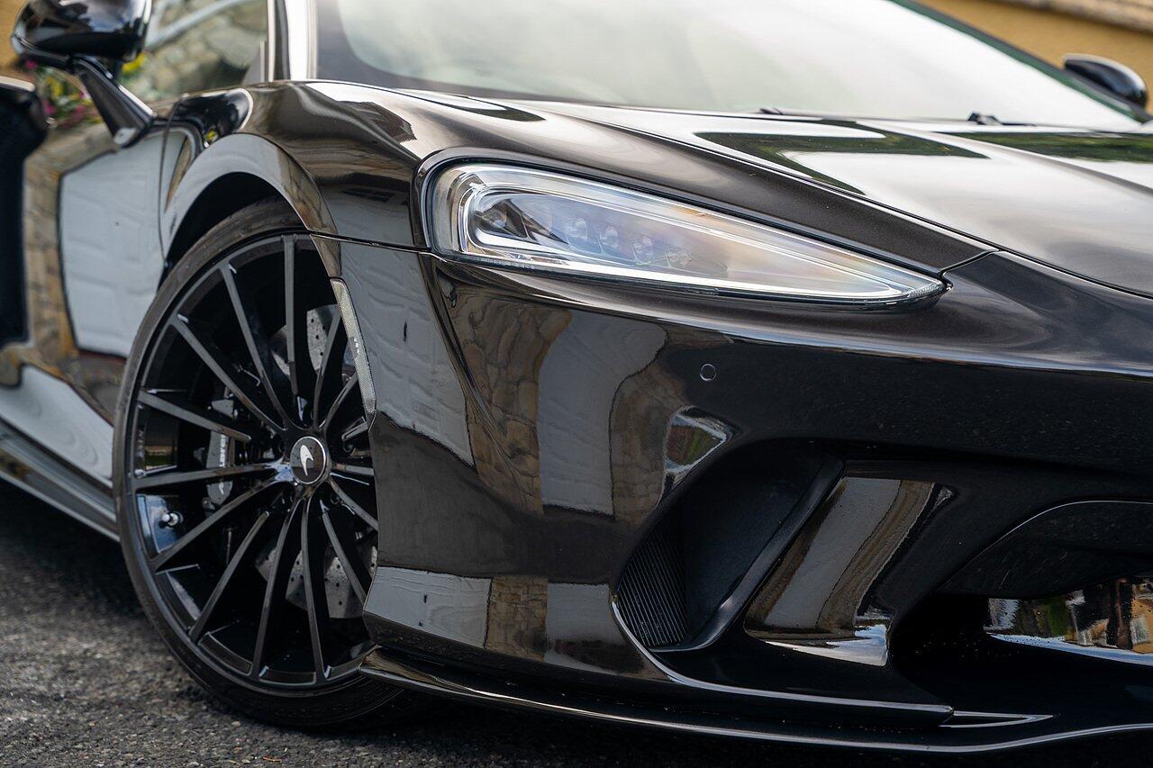McLaren GT view 28