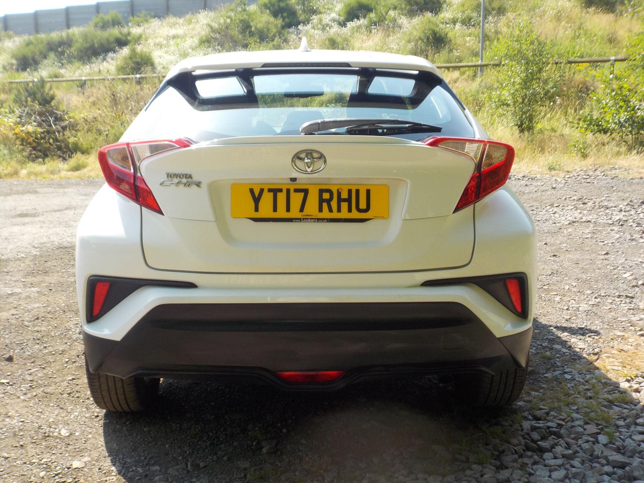 Toyota C-HR 1.2 VVT-i Icon Euro 6 (s/s) 5dr