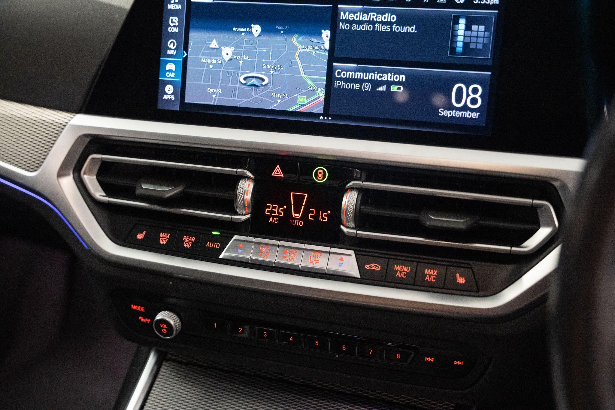 BMW 3 Series view 38