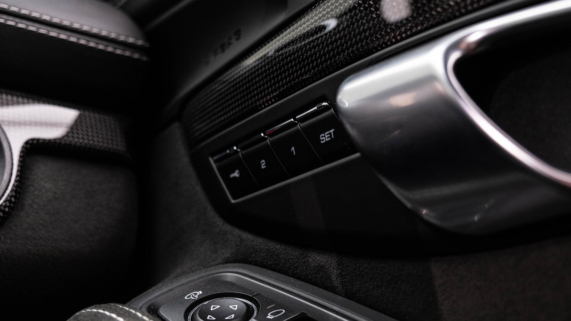 Porsche Cayman view 26