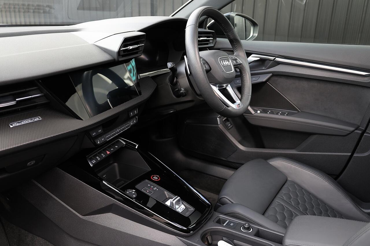Audi RS3 view 14