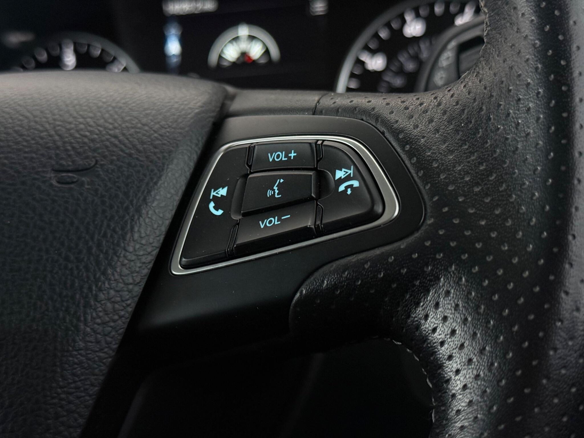 Ford Ecosport view 16