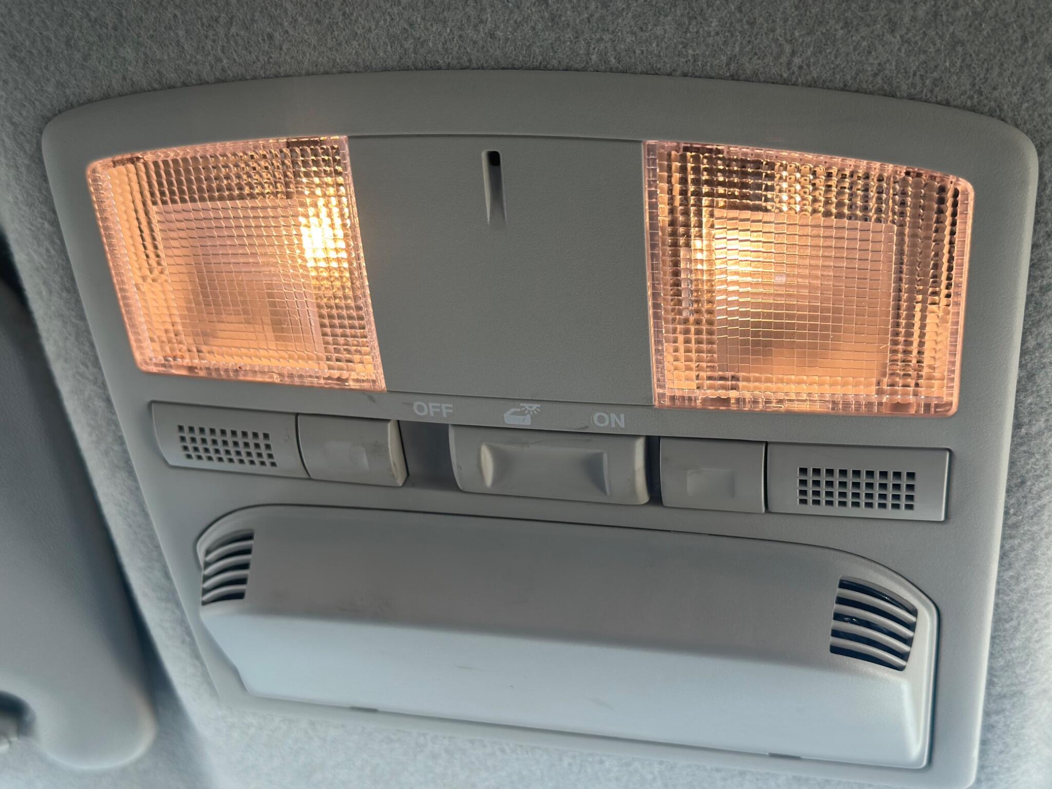 Mazda Mazda2 view 42