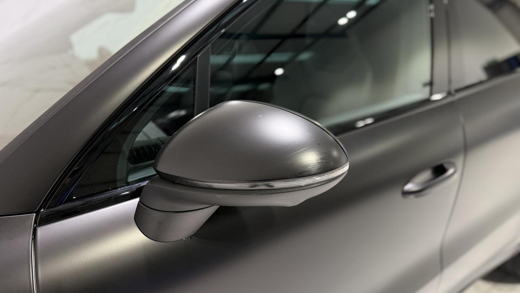 Porsche Cayenne view 50
