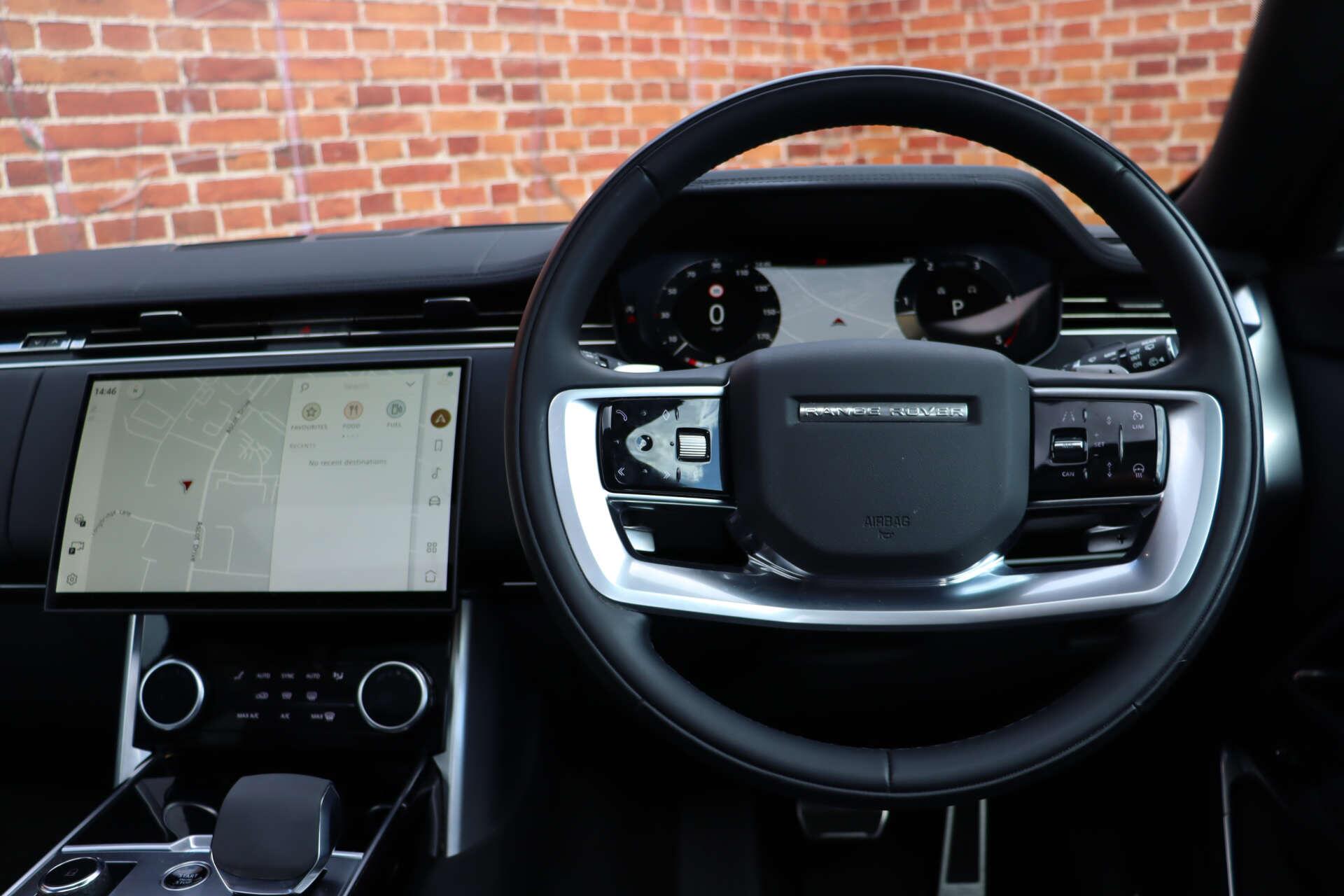 Land Rover Range Rover view 4