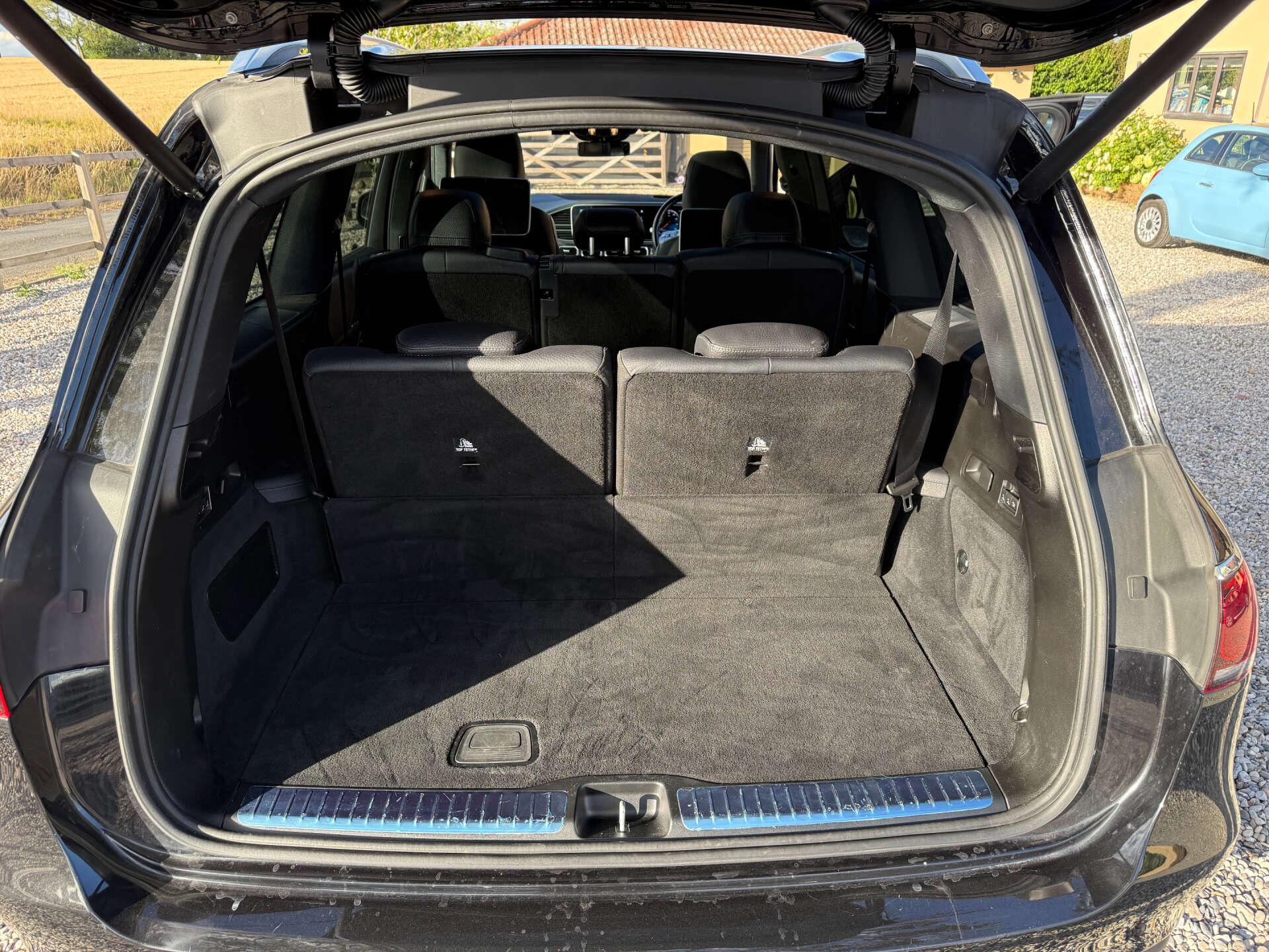 Mercedes-Benz GLS view 15
