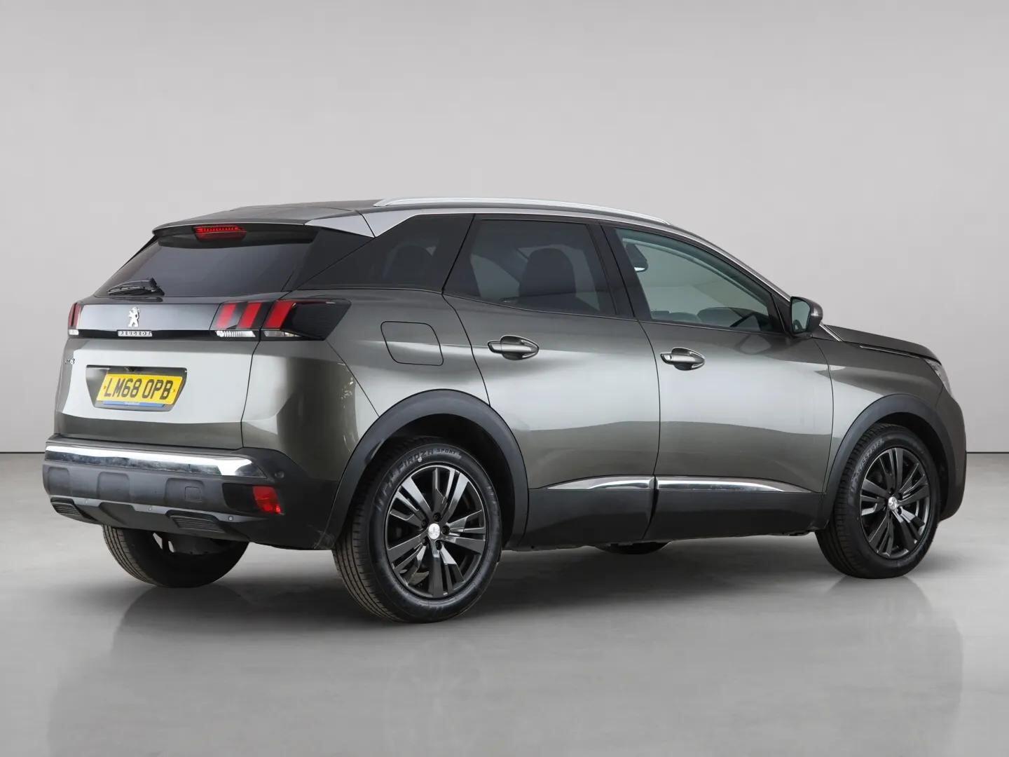 Peugeot 3008 view 8