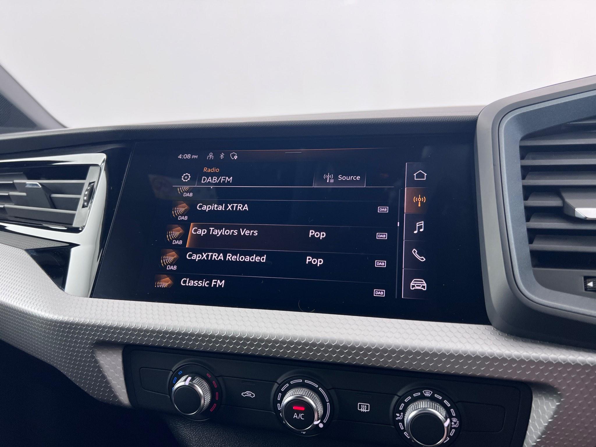 Audi A1 view 24