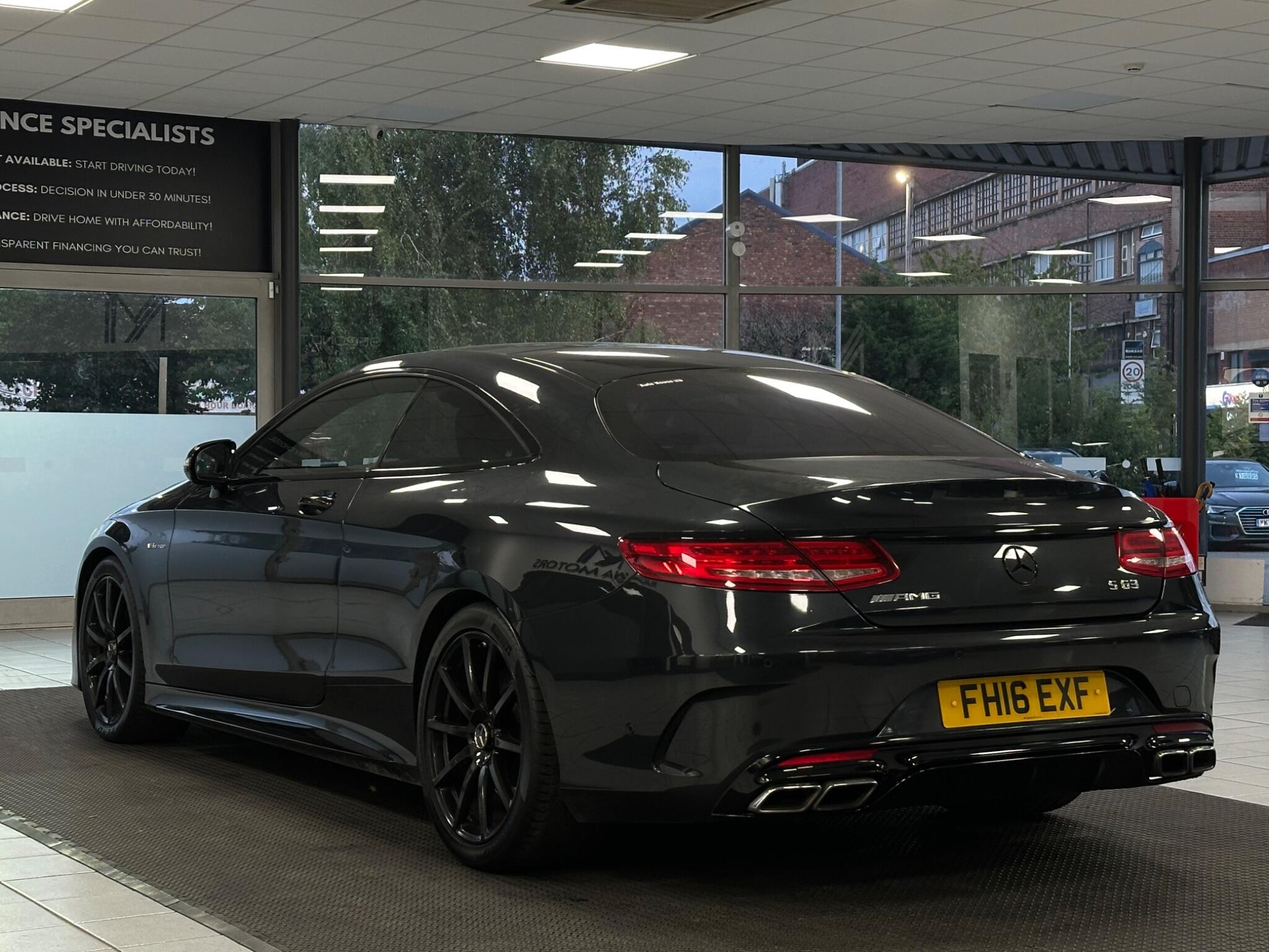 Mercedes-Benz S Class view 11