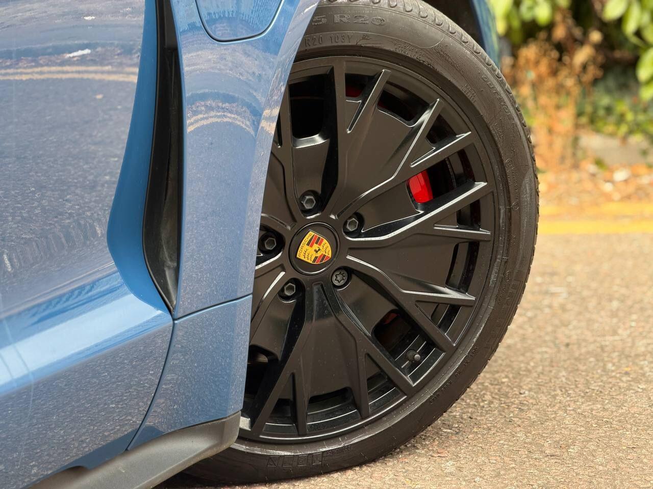 Porsche Taycan view 89