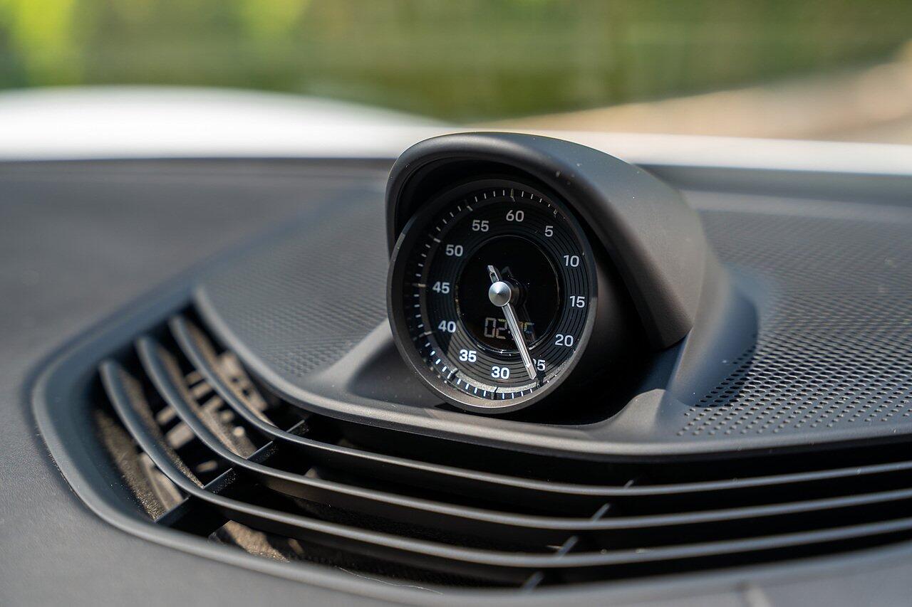 Porsche Taycan view 49