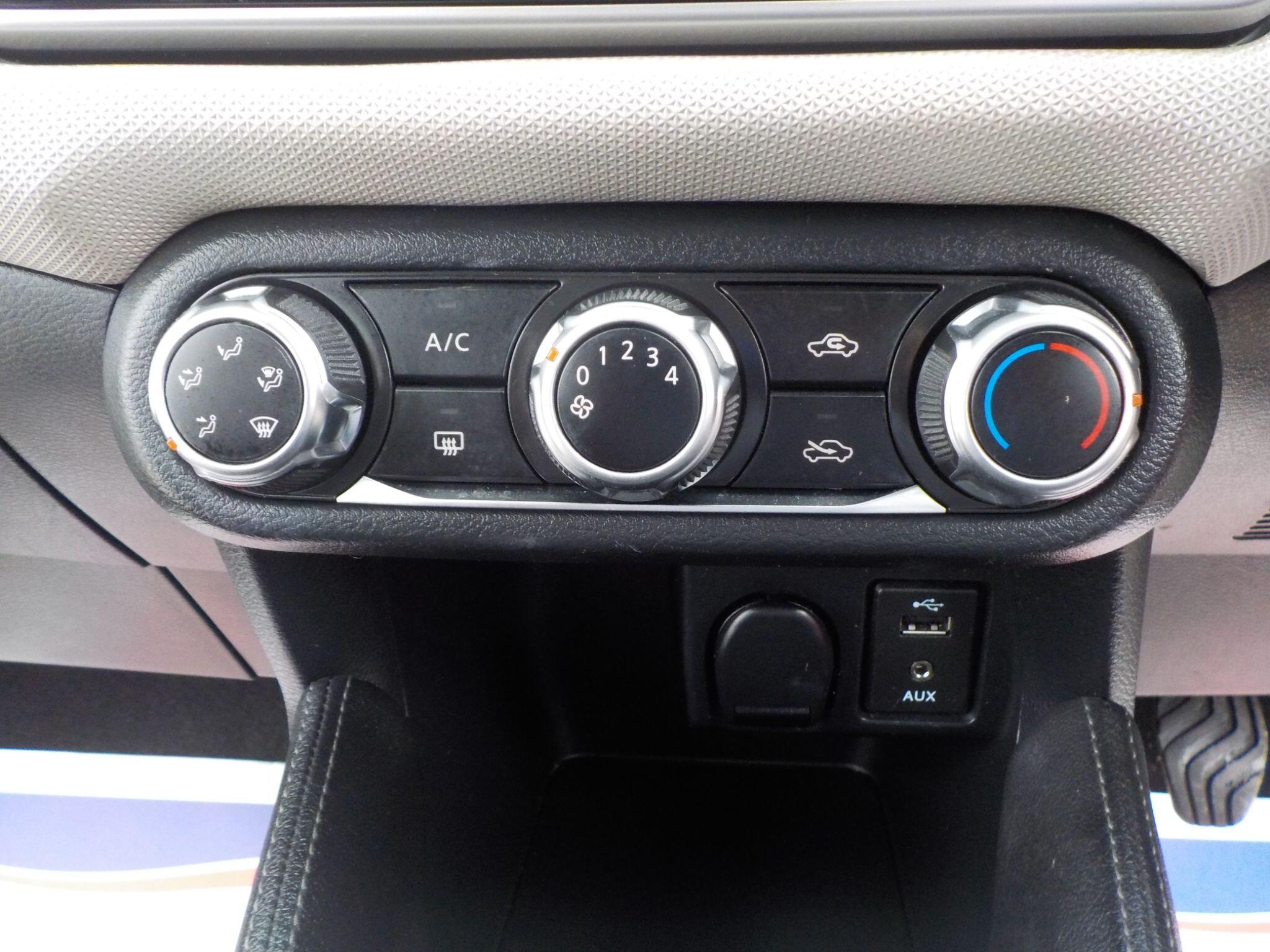 Nissan Micra 1.0 Acenta Euro 6 5dr