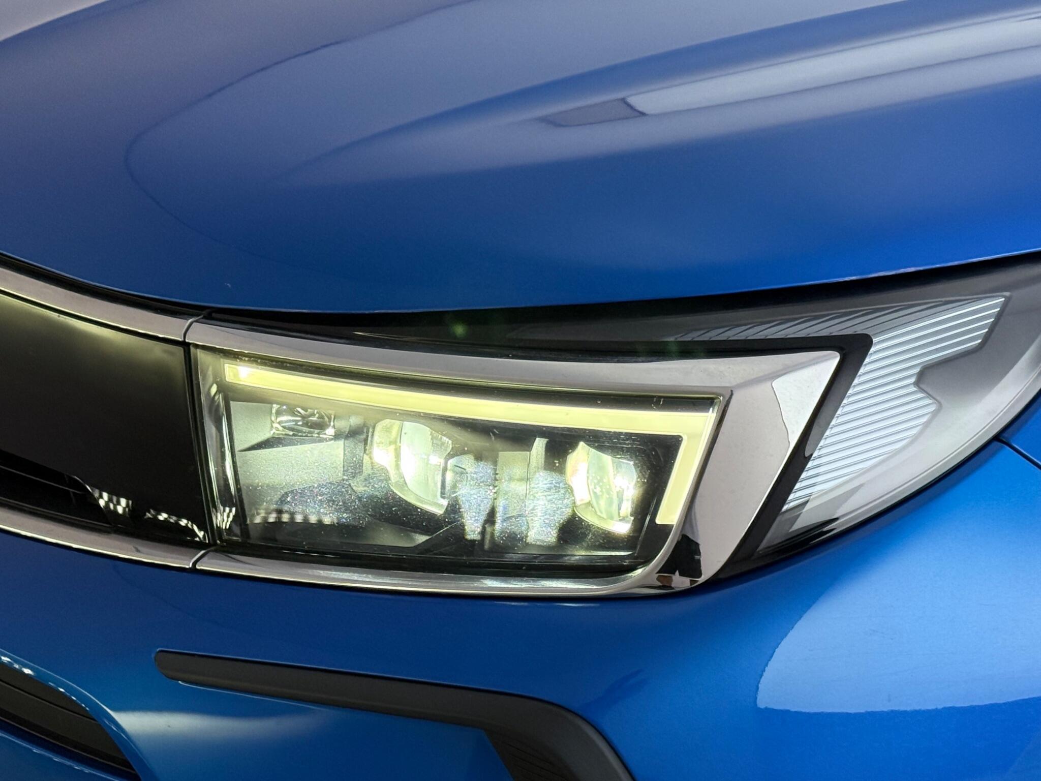 Vauxhall Grandland X view 12