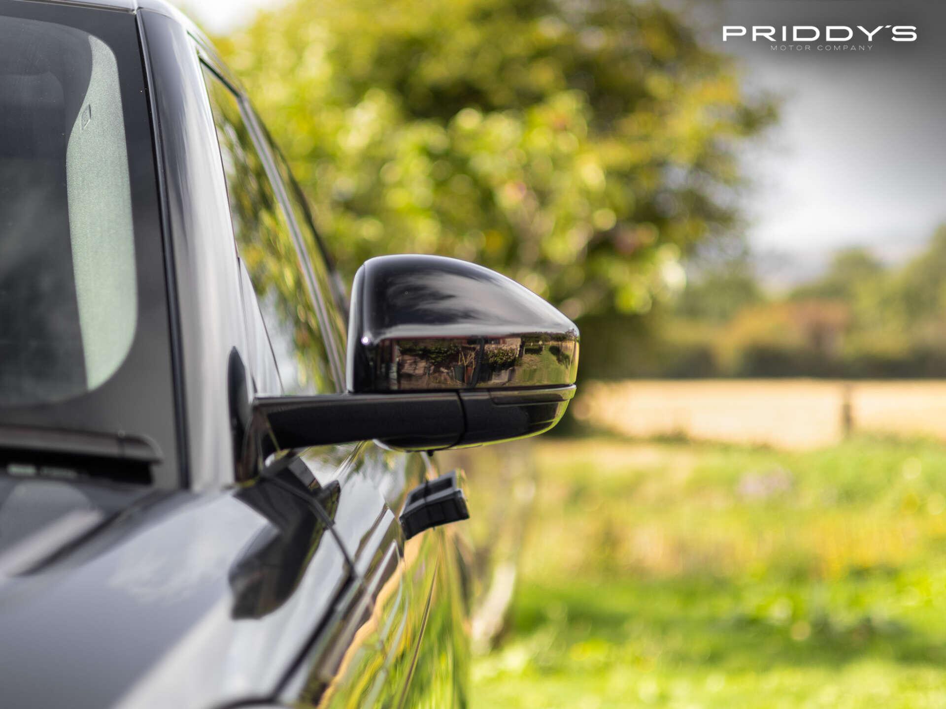 Land Rover Range Rover Evoque view 49