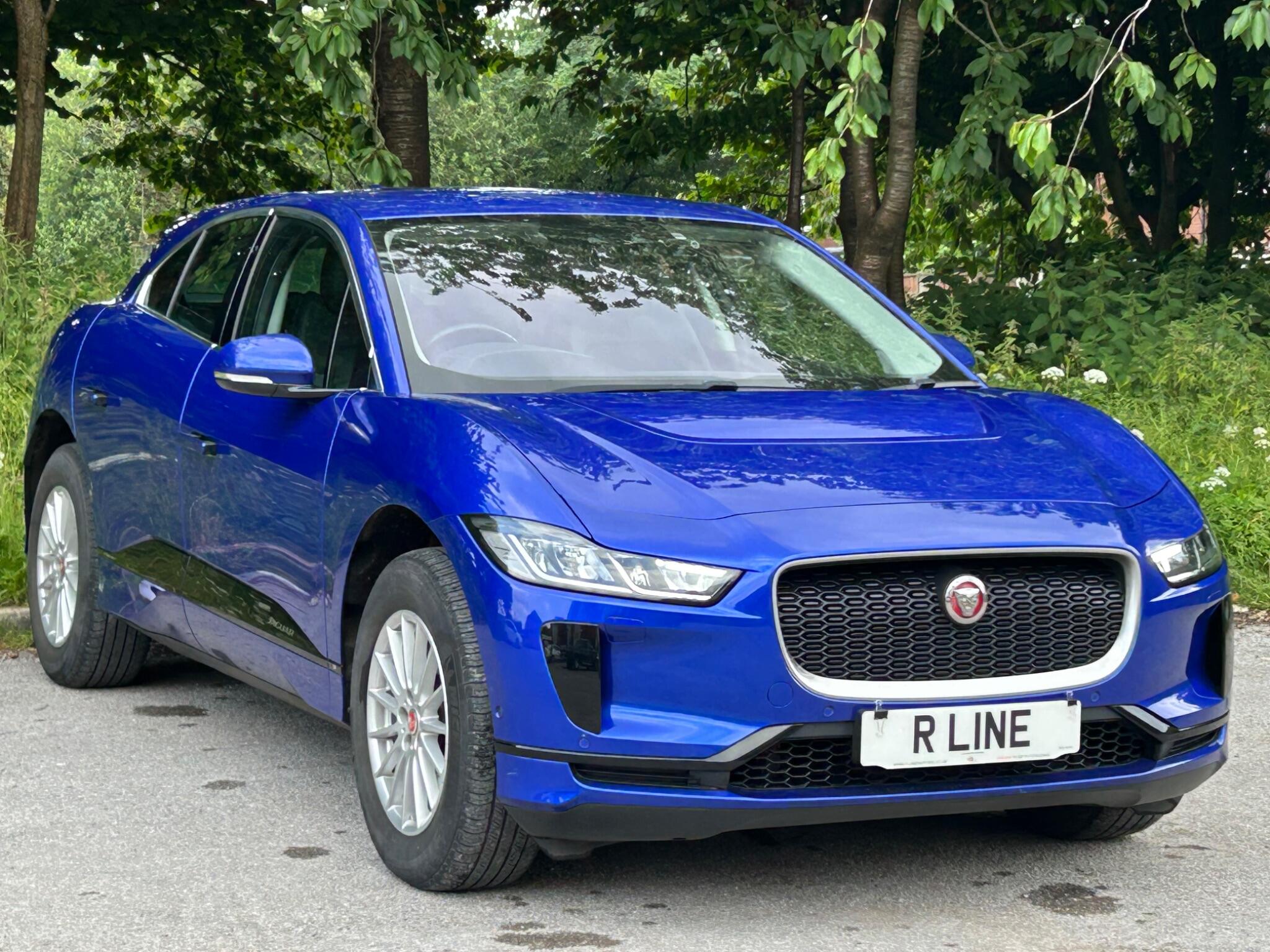 Jaguar I-Pace view 3