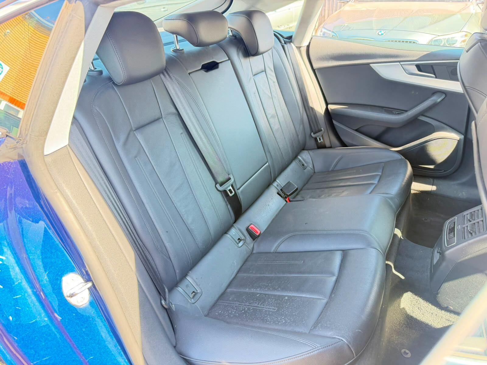 Audi A5 view 13