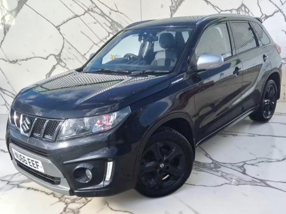 2016 Suzuki Vitara in Black for sale