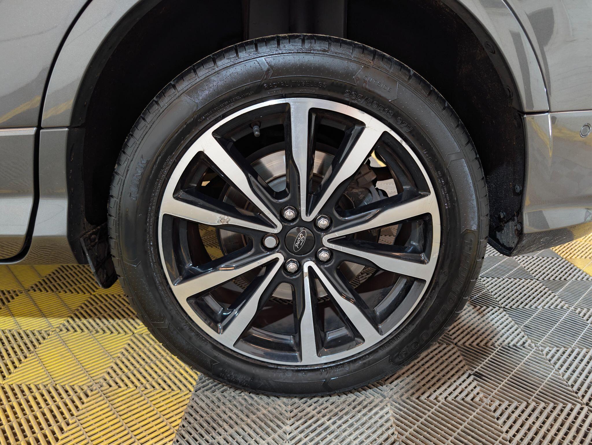 Ford Kuga view 46