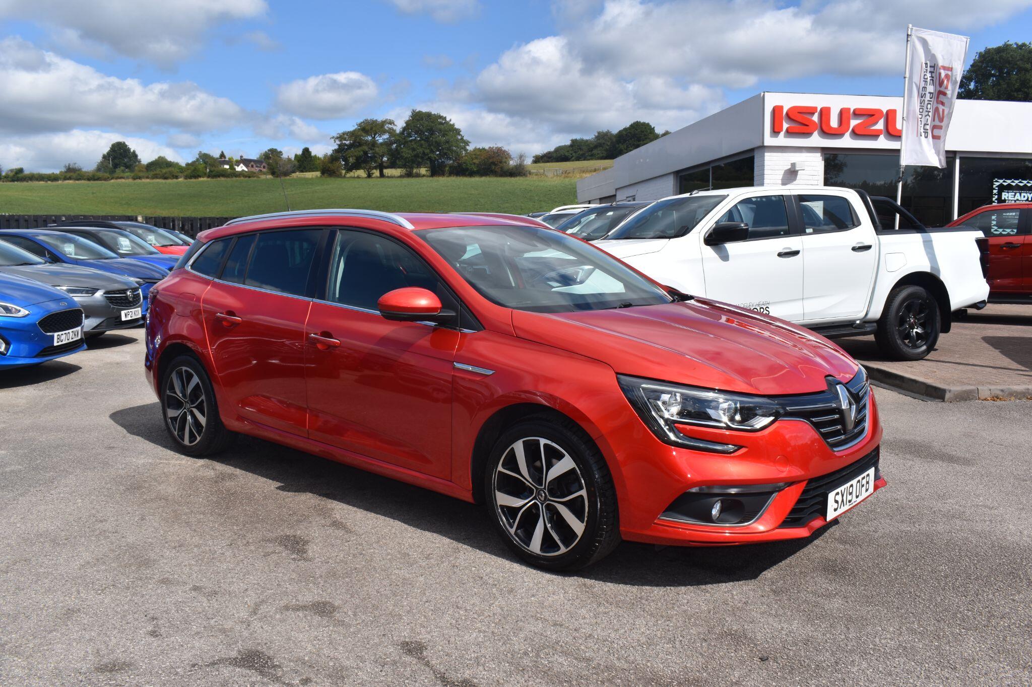 Megane - 1.3 TCe Iconic Sport Tourer Euro 6 (s/s) 5dr - Image 7