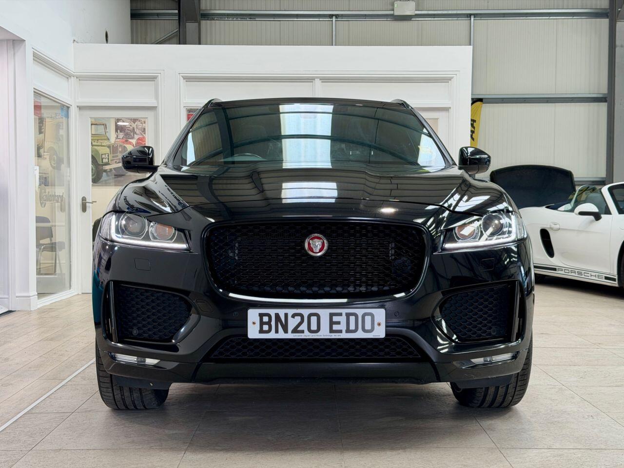 Jaguar F-Pace view 7