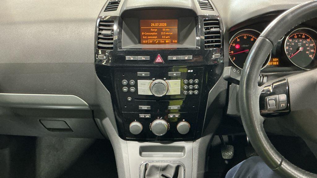 Vauxhall Zafira view 12