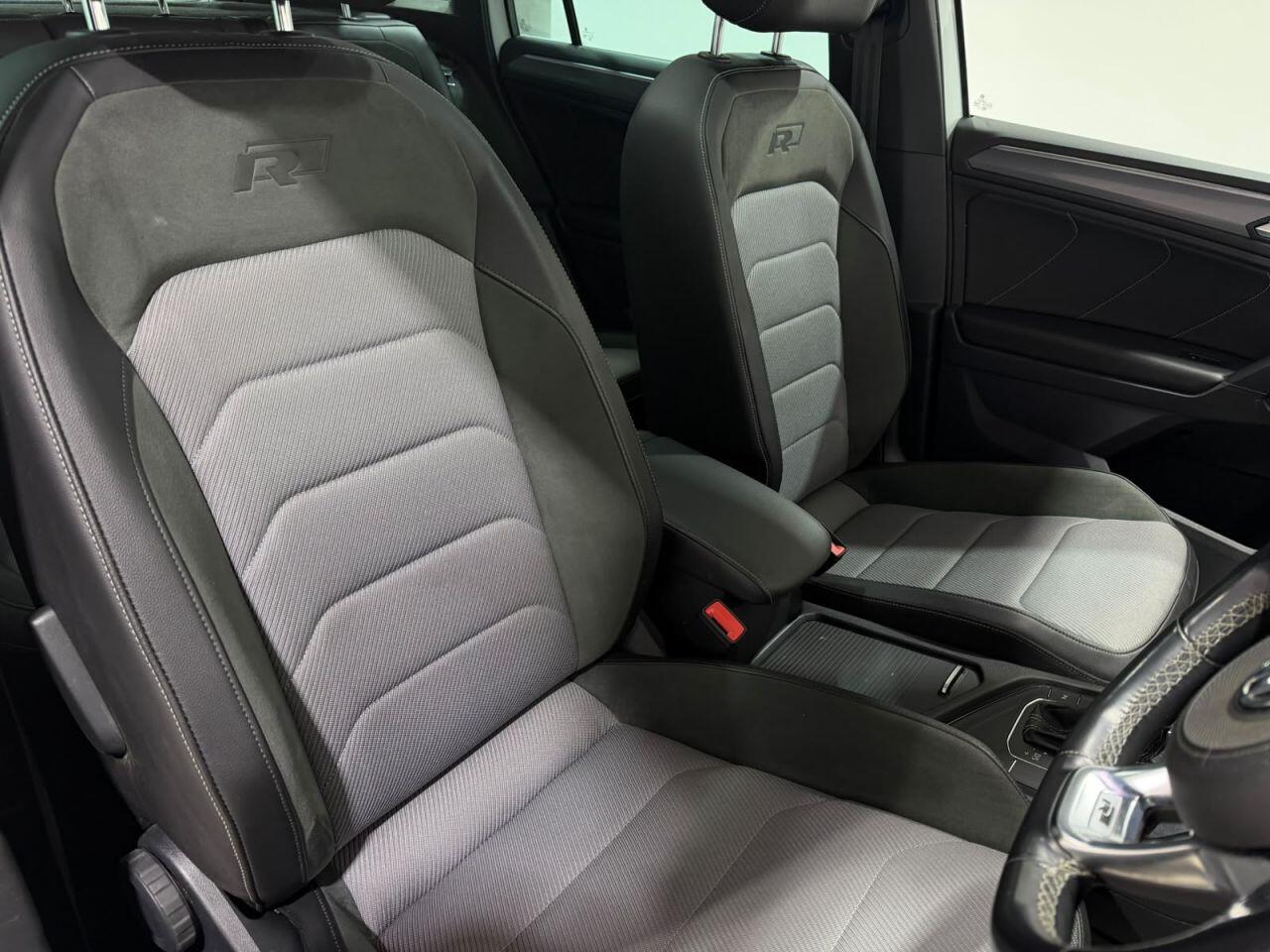 Volkswagen Tiguan view 14
