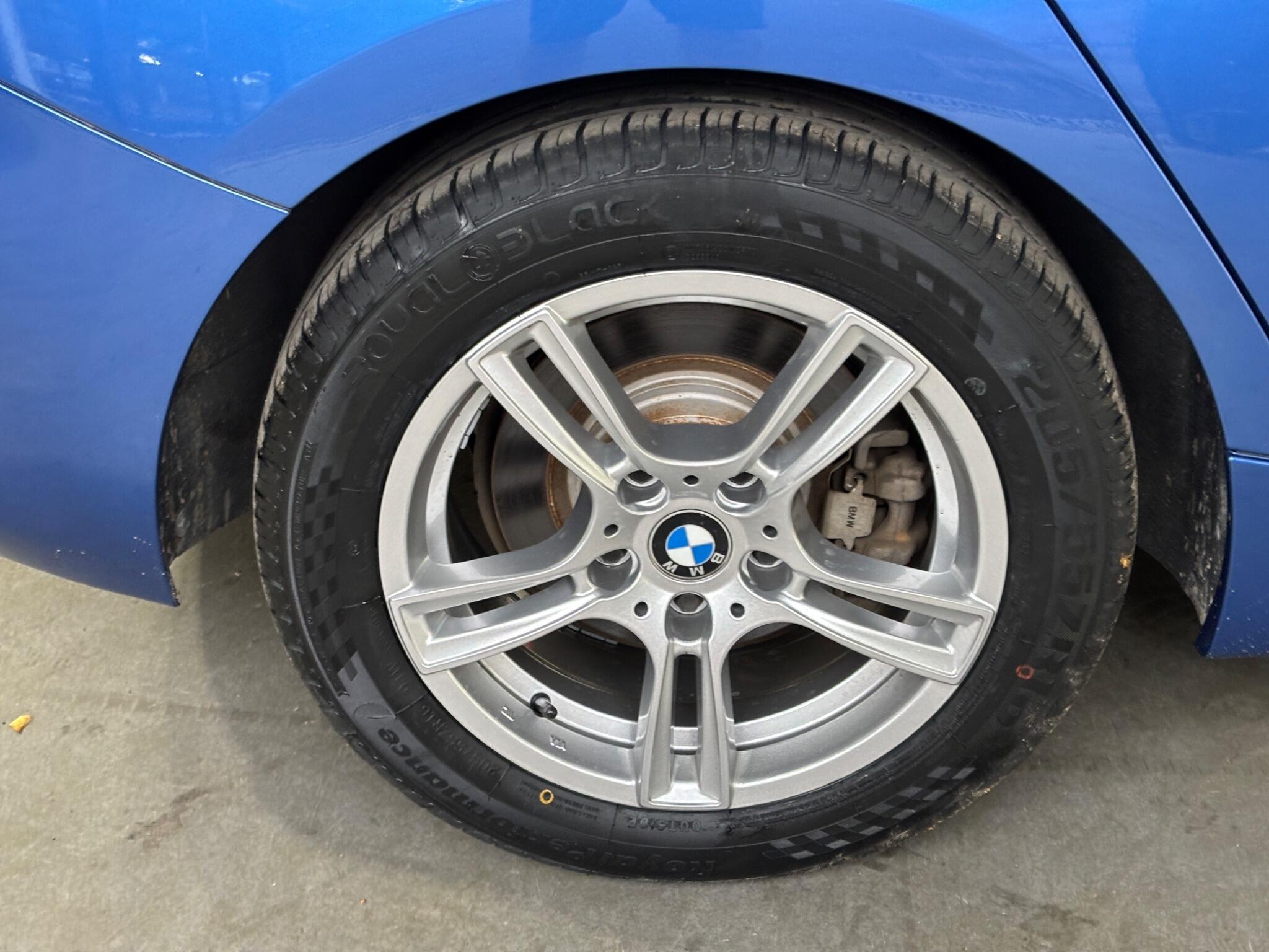 BMW 1 Series view 64