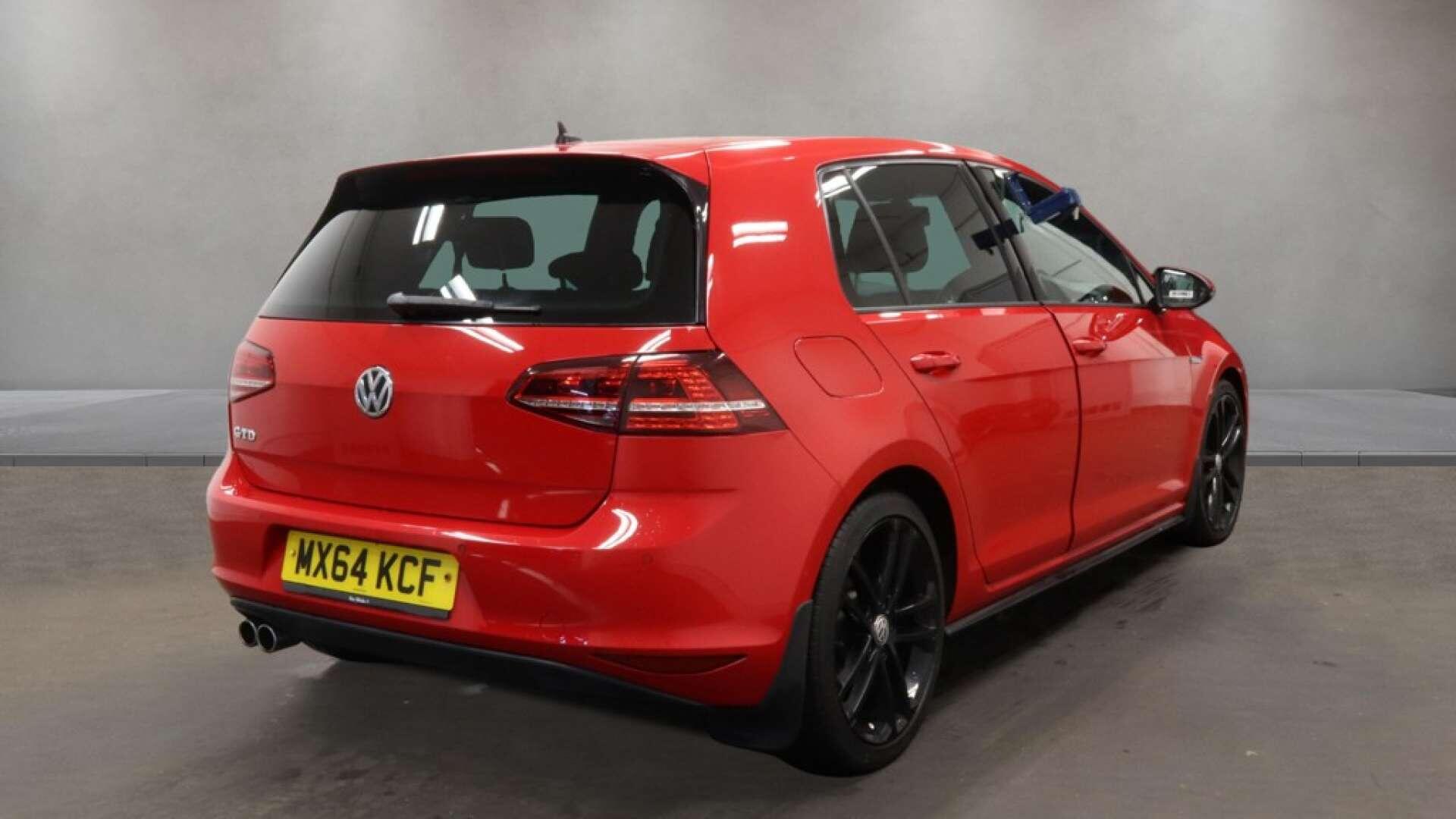 Volkswagen Golf view 9