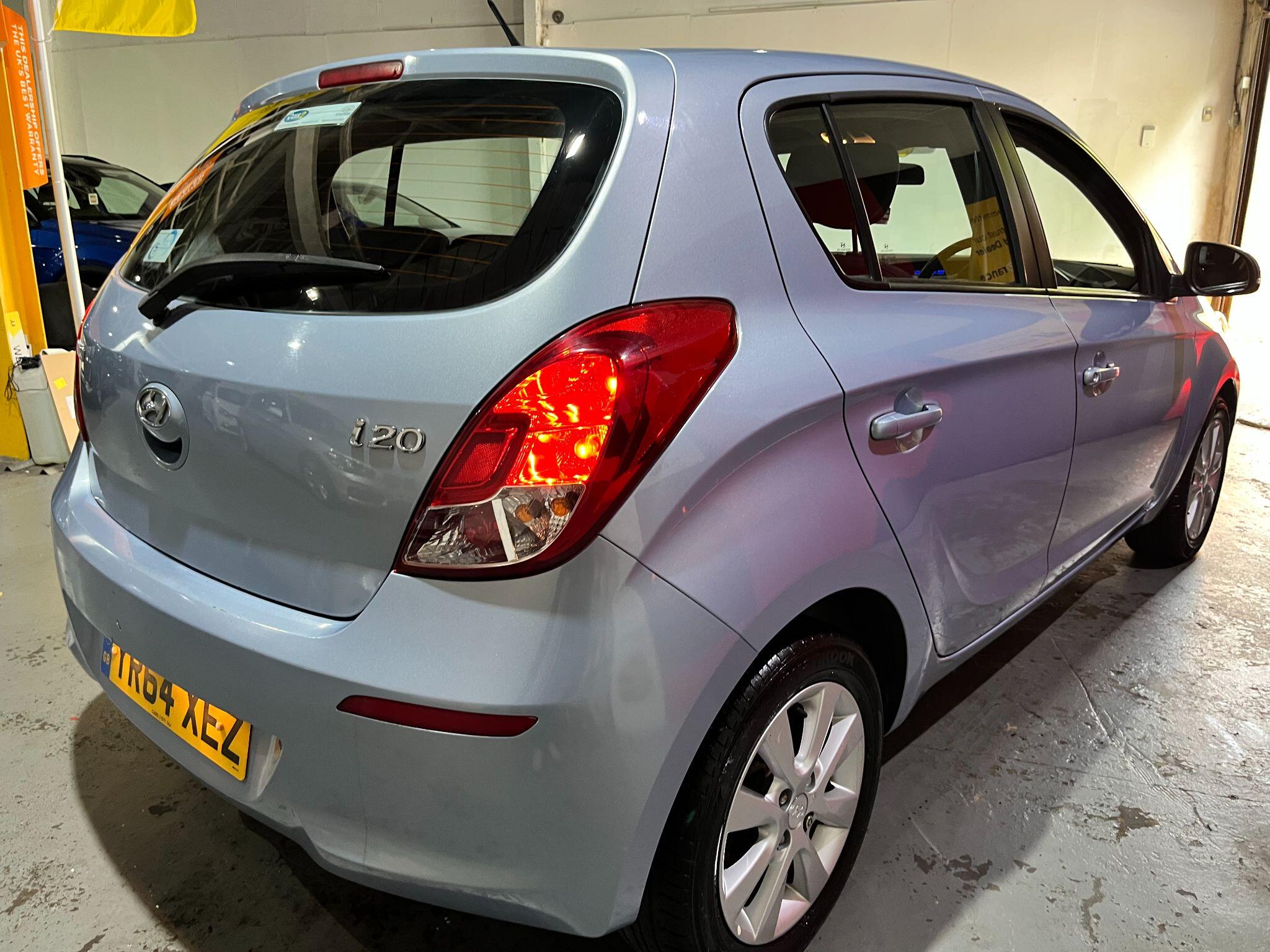 Hyundai I20 view 7
